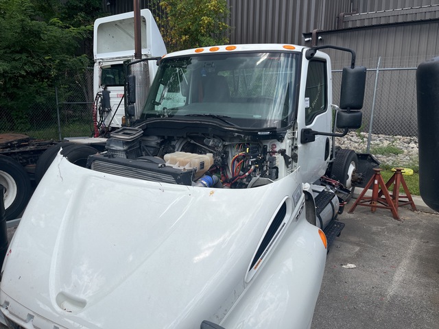 2021 International MV607 4x2 S/A Day Cab Truck Tractor