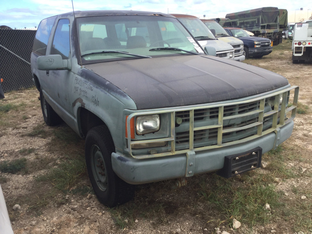 1999 Chevrolet Tahoe K1500 4x4 SUV 1999 Chevrolet Tahoe K1500 4x4 SUV