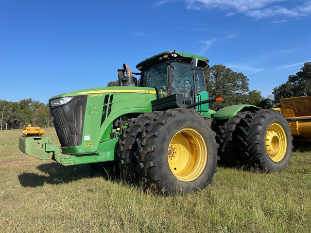 2014 John Deere 9560R Articulated Tractor 2014 John Deere 9560R Articulated Tractor