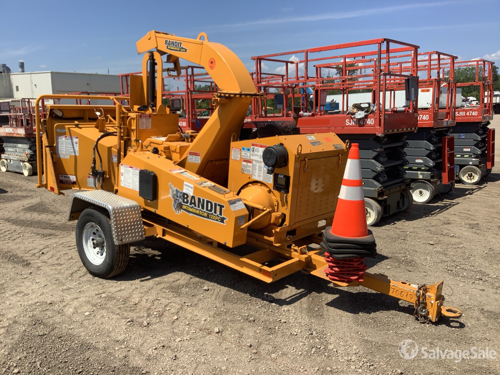 2021 Bandit Intimidator 12XPC Tow-Behind Wood Chipper (Inoperable