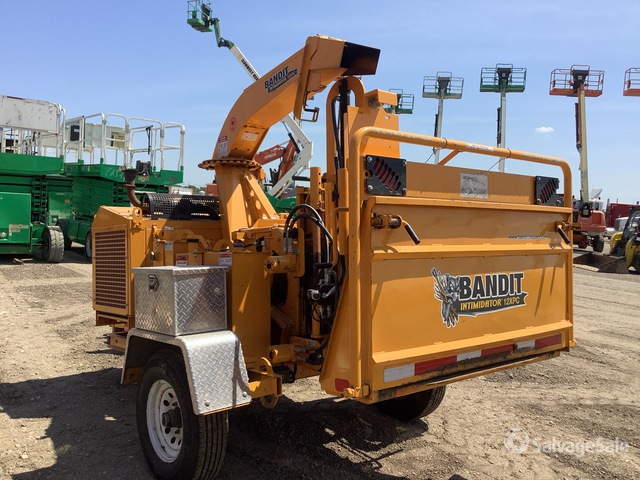 2021 Bandit Intimidator 12XPC Tow-Behind Wood Chipper (Inoperable