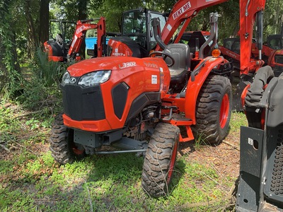 2023 Kubota L3302HST 4WD Tractor