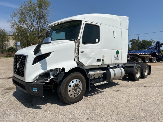 2019 Volvo VNL 6x4 T/A Sleeper Truck Tractor