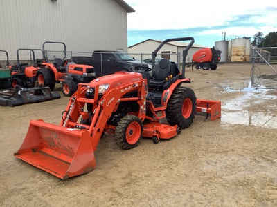 2023 Kubota LX3310HSD 4WD Utility Tractor