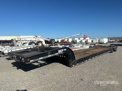 1990 Trail King 16-Wheel Expandable Axle Removable Gooseneck Rimorchio ribassato