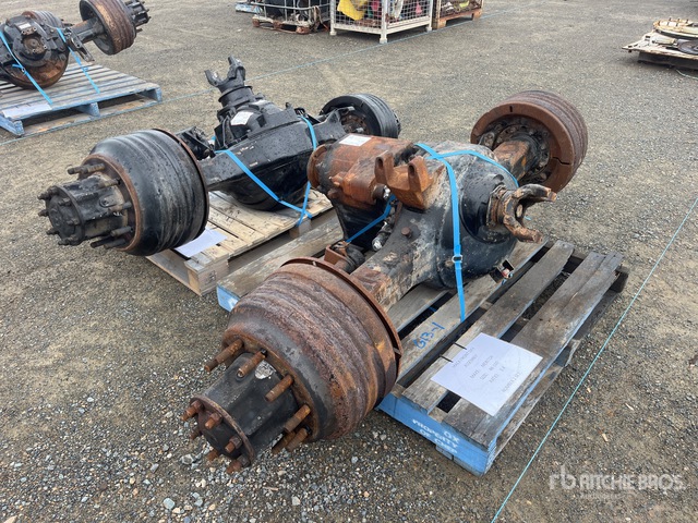 Quantity of (2) Mack Meritor Diff Assemblies | Ritchie Bros. Auctioneers