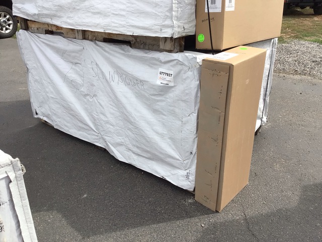 Mahindra 72 in 3-Point Snowblower - Fits Tractor (Unused)