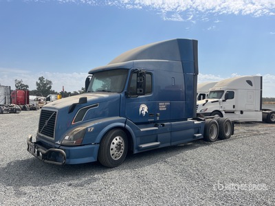 2014 Volvo VNL 6x4 T/A Sleeper Truck Tractor