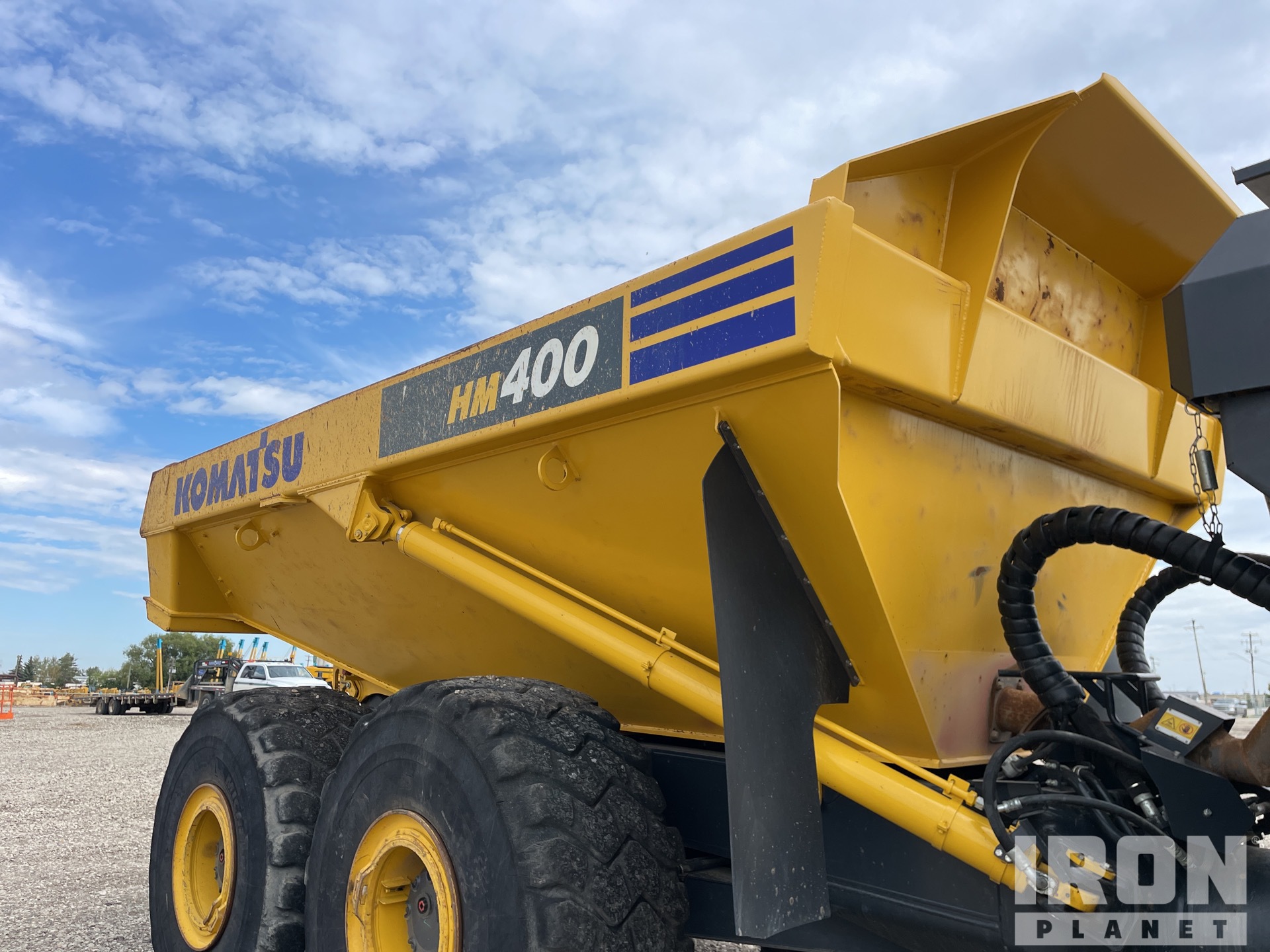 コマツ　ＨＭ400 2023 Komatsu HM400-5 Articulated Dump Truck in Nisku