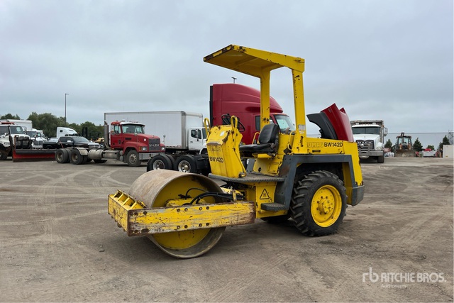 Bomag BW142 Smooth Drum Compactor | Ritchie Bros. Auctioneers