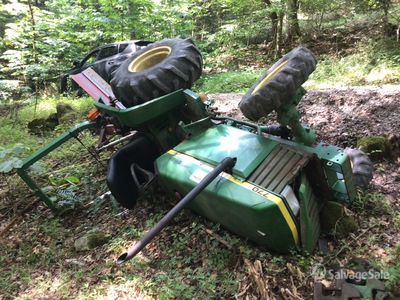 1997 John Deere 770 4WD Utility Tractor (Inoperable)