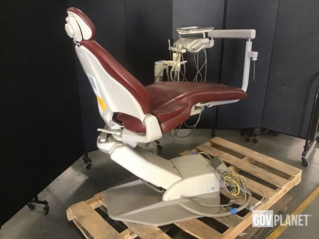 Surplus A Dec 1040 Dental Chair In North Las Vegas Nevada