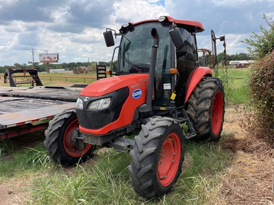2020 Kubota M7060D 4WD Tractor (Inoperable)