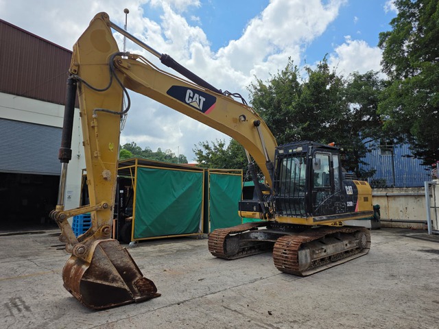 2014 Cat 320D2 Tracked Excavator