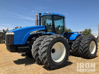 2004 New Holland TJ375 Articulated Tractor