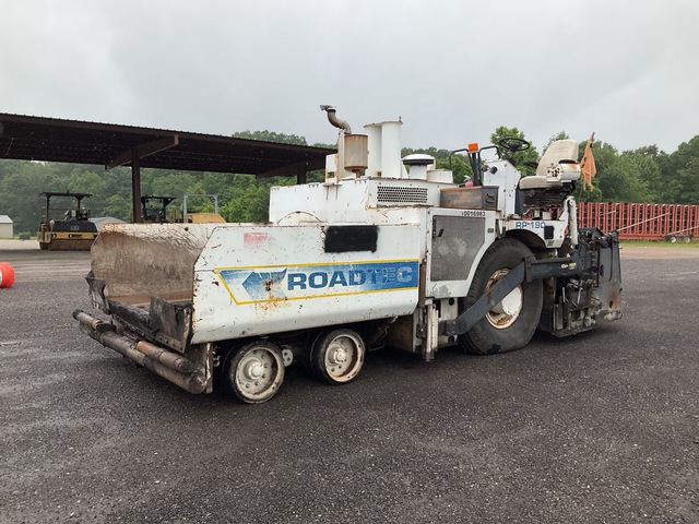 2006 Roadtec RP190 Wheel Asphalt Paver 2006 Roadtec RP190 Wheel Asphalt Paver