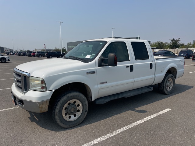 2007 Ford F-250 XLT 4x4 Crew Cab Pickup