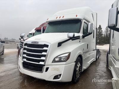 2020 Freightliner Cascadia 126 6x4 T/A Sleeper Truck Tractor