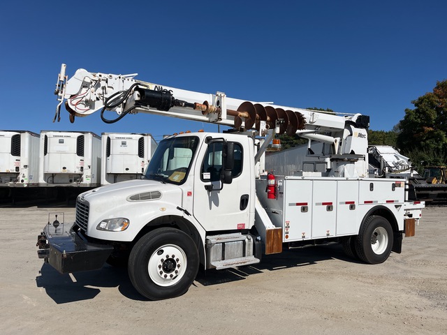 Altec DM47BTR on 2018 Freightliner M2 106 4x2 Digger Derrick Truck