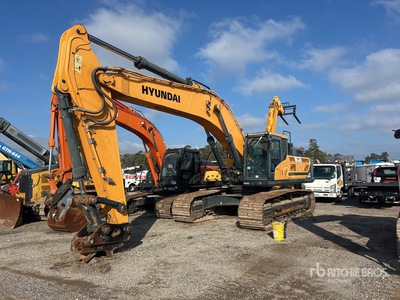 Hyundai HX480A L Tracked Excavator