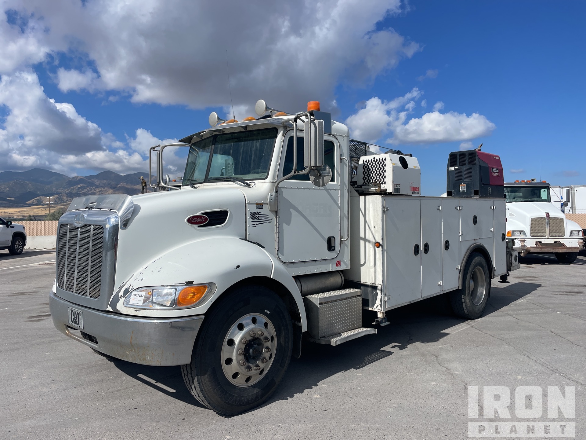 2007 Peterbilt 335 4x2 Service Truck in Magna, Utah, United