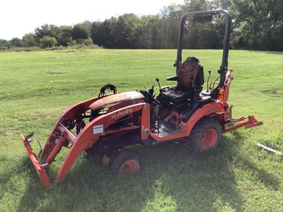 2023 Kubota BX23SLSB-R14-1 4WD Utility Tractor (Inoperable)