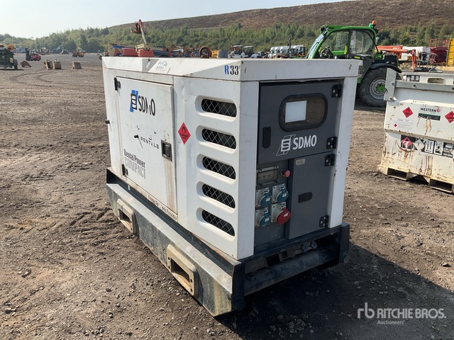 Sdmo R33 30 kVA Skid-Mounted Generator Set | Ritchie Bros. Auctioneers