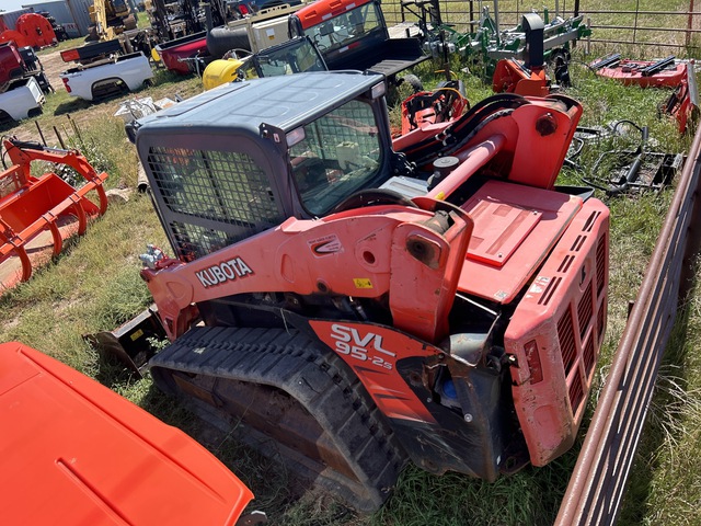 2016 Kubota SVL95-2S Two-Speed Compact Track Loader in Kiowa, Colorado ...