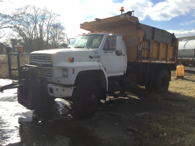 1993 Ford F700F S/A Dump Truck 1993 Ford F700F S/A Dump Truck