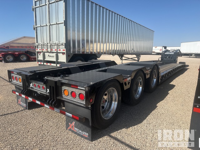 2023 XL Specialized Trailers 110000 lb Tri/A Removable Gooseneck