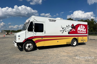 2020 Freightliner M-Line 4x2 Step Van