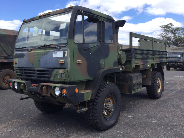 1998 Stewart & Stevenson M1078 LMTV 4x4 Cargo Truck