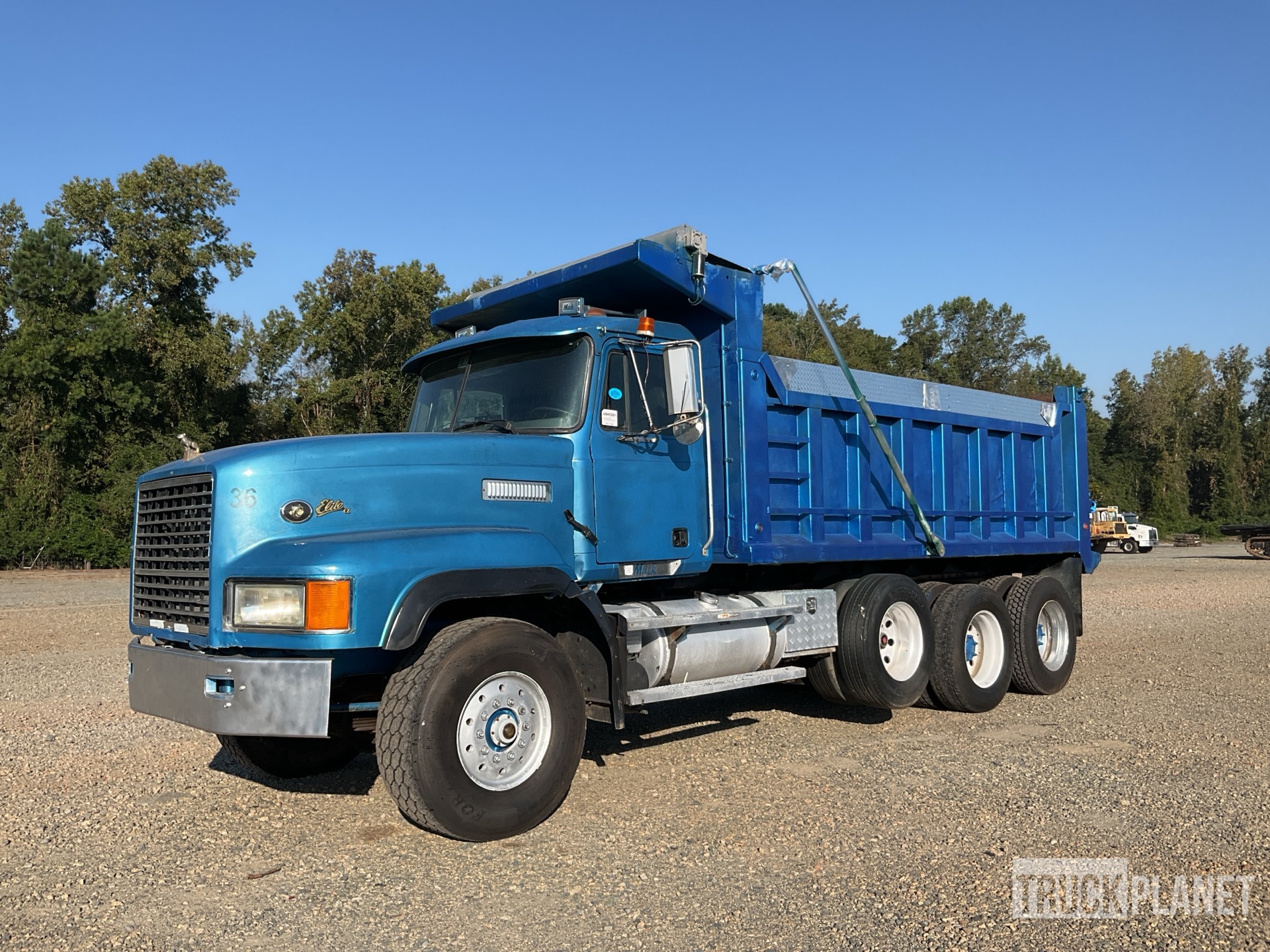 1995 Mack CL713 8x4 Tri/A Dump Truck in Charlotte, North Carolina