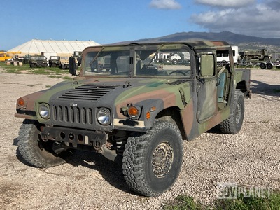 2008 AM General M1097R1 HMMWV 4 Door Soft Top w/Truck Body