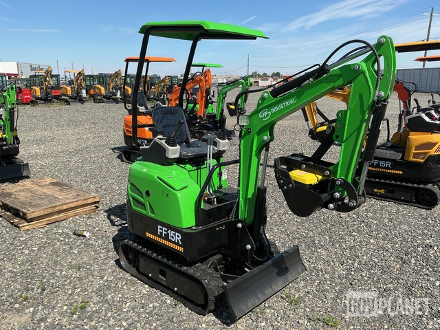 MINI EXCAVADORA FF INDUSTRIAL FF15R