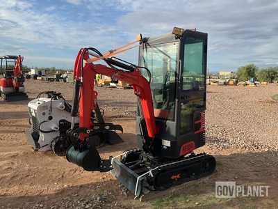 FF Industrial FF13R Mini Excavtor - Unused