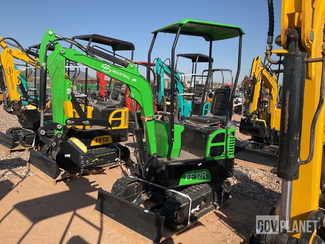 MINI EXCAVADORA FF INDUSTRIAL FF12R