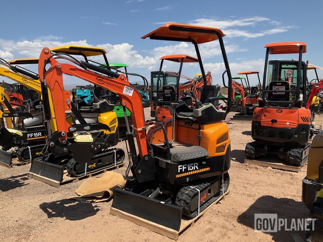 MINI EXCAVADORA FF INDUSTRIAL FF15R