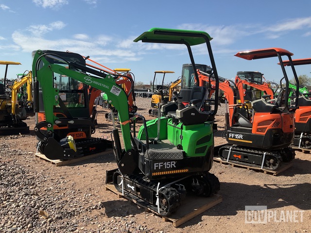MINI EXCAVADORA FF INDUSTRIAL FF15R