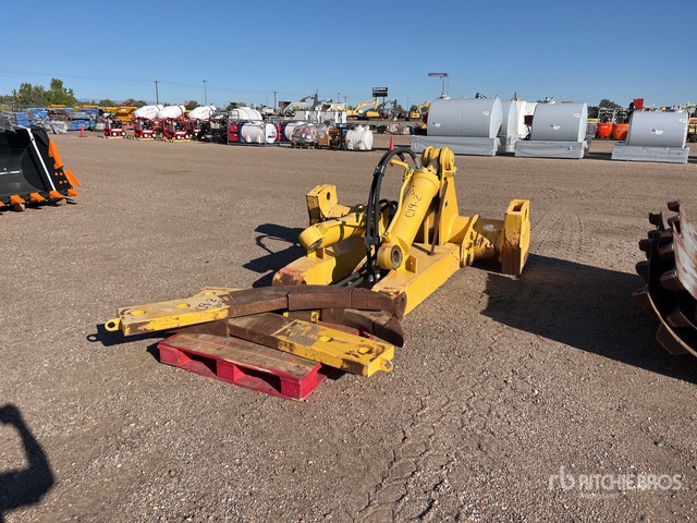 Komatsu D155 Crawler Tractor Ripper | Ritchie Bros. Auctioneers