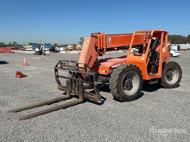 2015 SkyTrak 8042 Telehandler | Ritchie Bros. Auctioneers