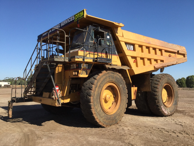 1991 Cat 777B Off-Road End Dump Truck