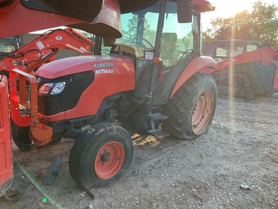 2010 Kubota M7040FC 4WD Tractor