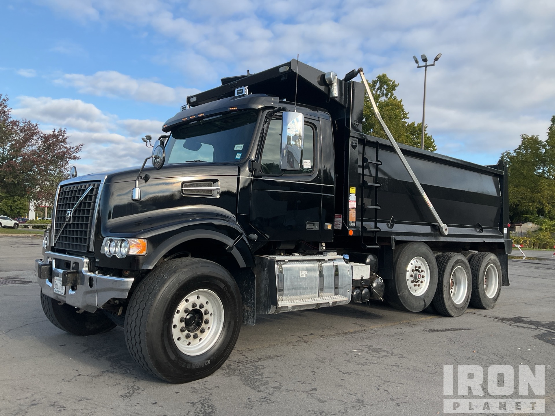 November NetAuction: Edition 2 - RTI Auctions, image size:1920x1440