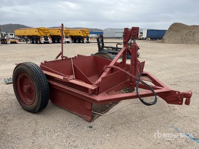 2 Tire 2 m x 2 m S/A Pull Scraper