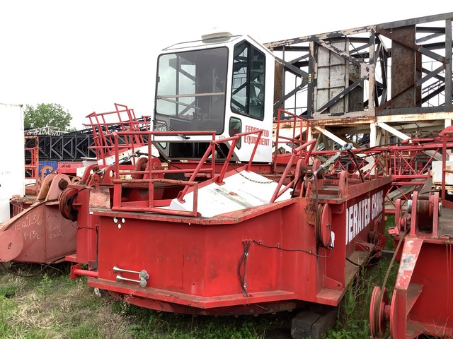 Favco STD-1500 70 ton Luffing Boom Tower Crane