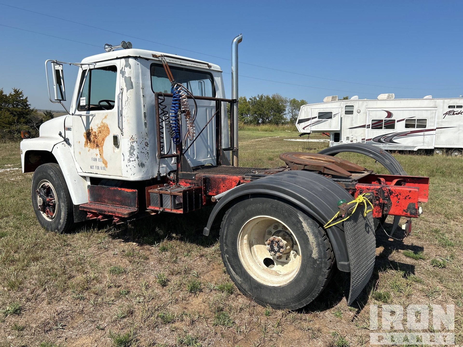 1979 International 4x2 S/A Day Cab Truck Tractor in Howard