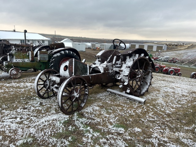 Mccormick Deering 2wd Wide Front Antique Tractor Ritchie Bros
