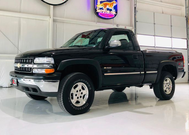 2001 Chevrolet Silverado LS Pickup 2001 Chevrolet Silverado LS Pickup
