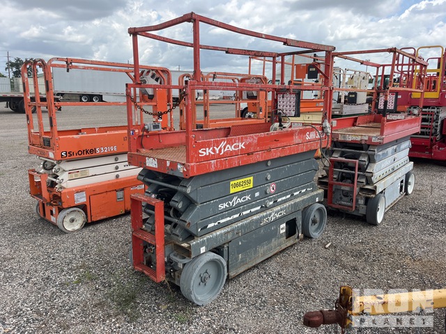 ELEVADOR TIJERA 2017 SKYJACK SJIII3226